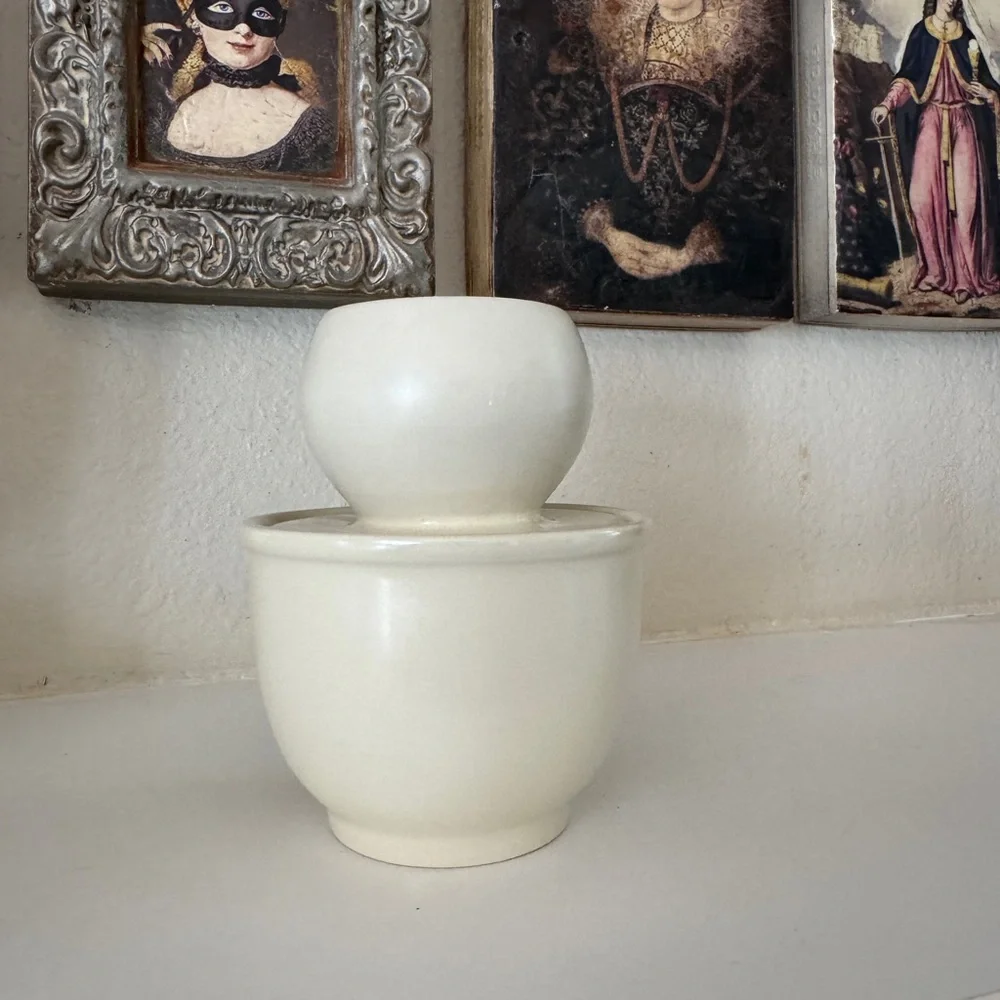 Petite Maison French‎ Ceramic Butter Bowl